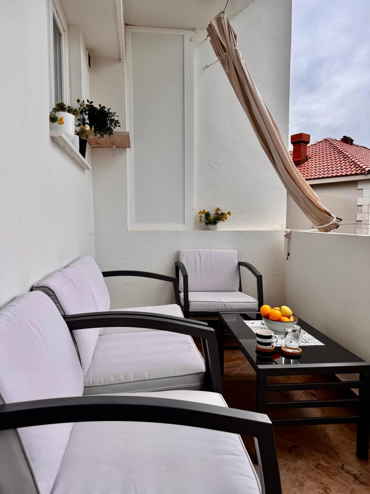 Cozy With Sunny Terrace Apartment Dubrovnik